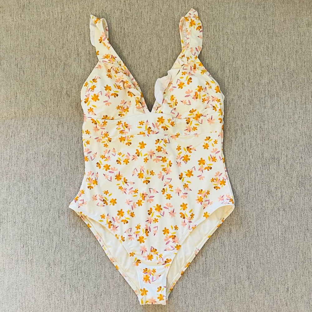 Cupshe One Piece Swim Suit size Large